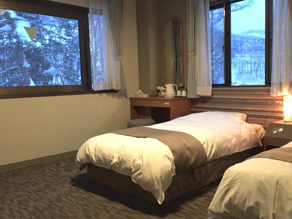 Hakuba Landmark Iwatake Lodge Luaran gambar